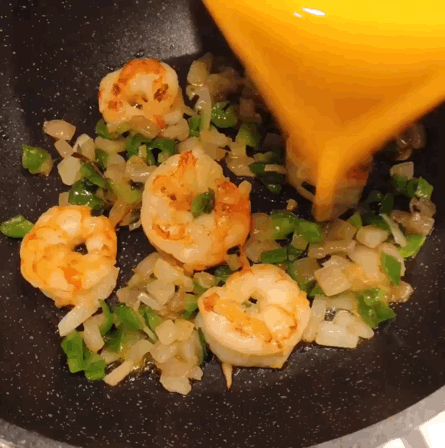 名記：克內(nèi)克特在昨天的比賽中撞到膝蓋 今天也將缺戰(zhàn)勇士